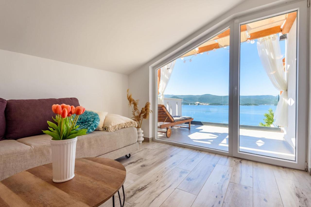 Apartments Morska Vila كومارنا المظهر الخارجي الصورة