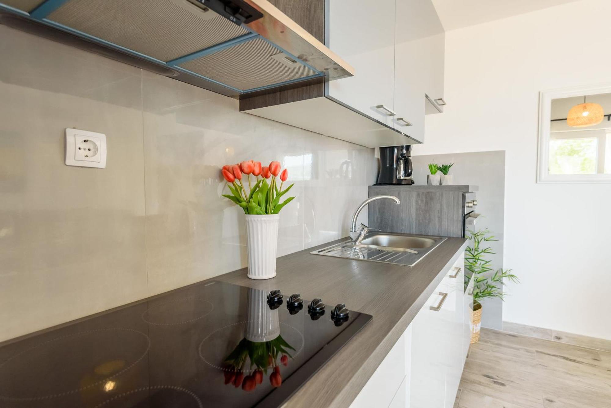 Apartments Morska Vila كومارنا المظهر الخارجي الصورة
